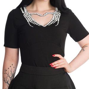 Skelton hands heart keyhole shirt